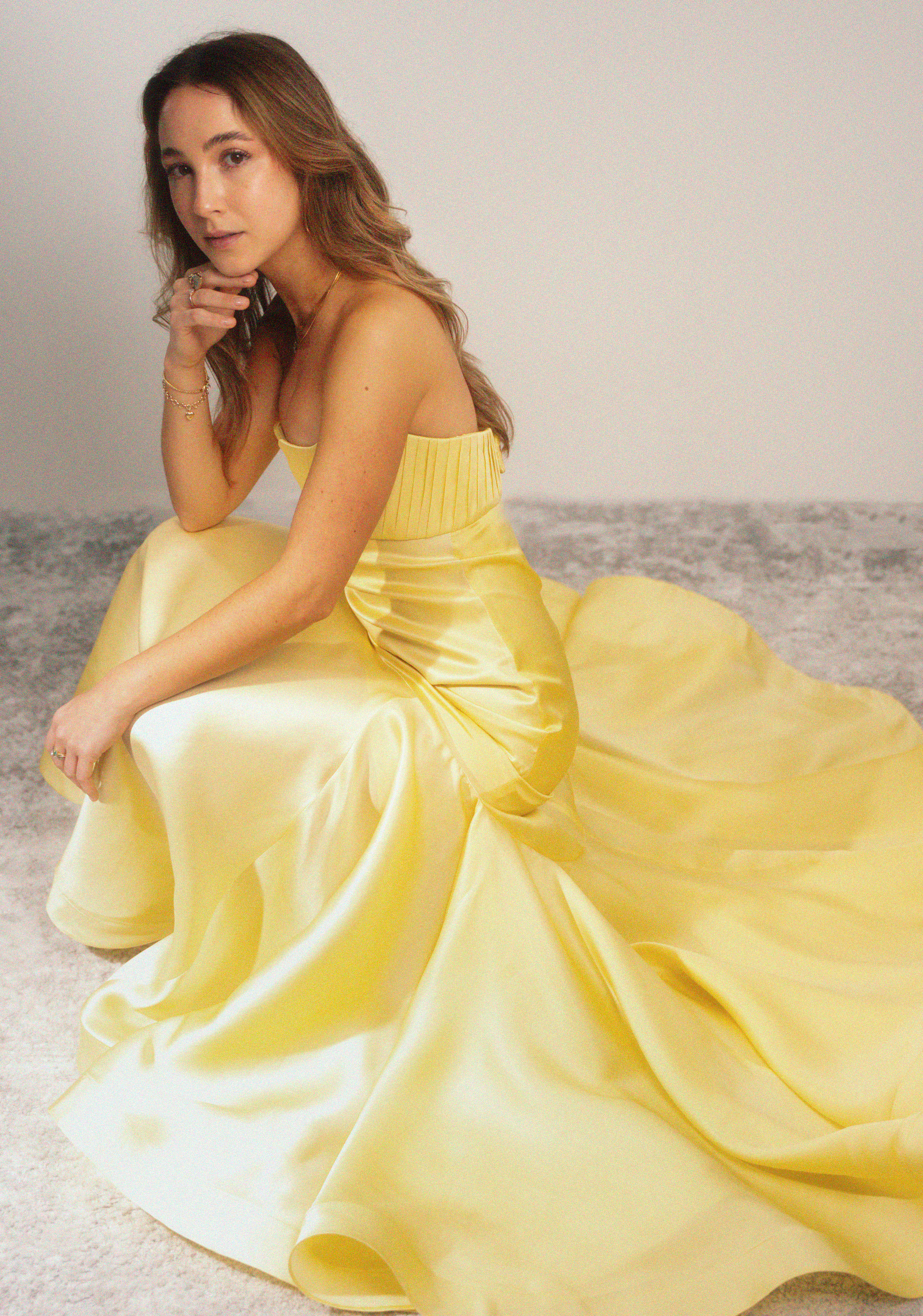 Isadora Girardi - Vestido longo tafetá de seda, formatura medicina