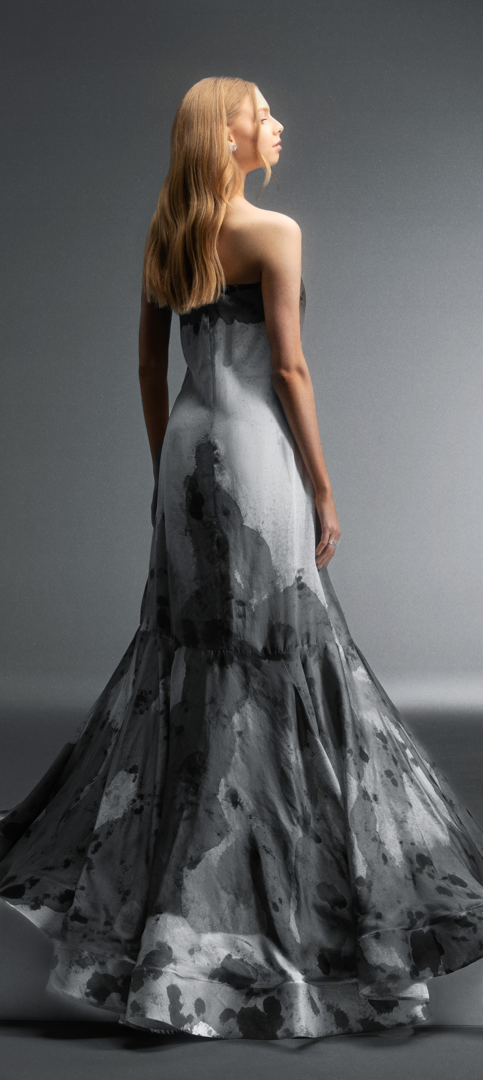 Valesca Cecatto - Vestido longo tafetá de seda pintado à mão