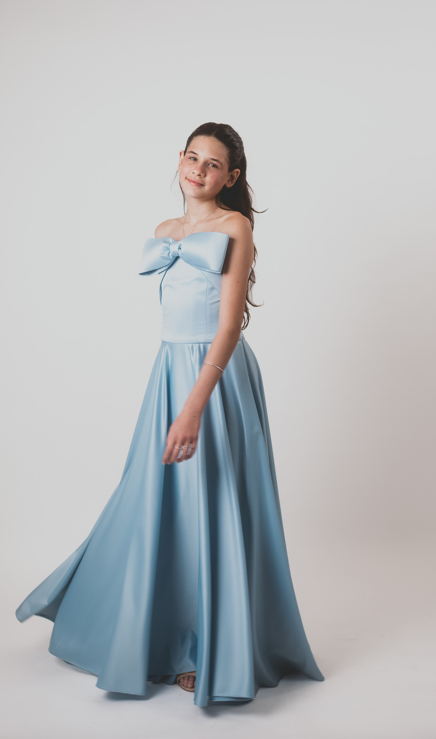 Elisa - Cetim azul ceu com laço estruturado